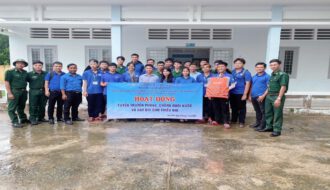 Hoạt động tuyên truyền phòng chống đuối nước và dạy bơi cho thiếu nhi trên địa bàn dân cư trong chiến dịch TNTN hè huyện Duyên Hải năm 2022