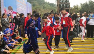 Đoàn đại biểu thanh thiếu niên, phụ nữ và doanh nhân tỉnh Cao Bằng giao lưu hữu nghị tại Quảng Tây (Trung Quốc)